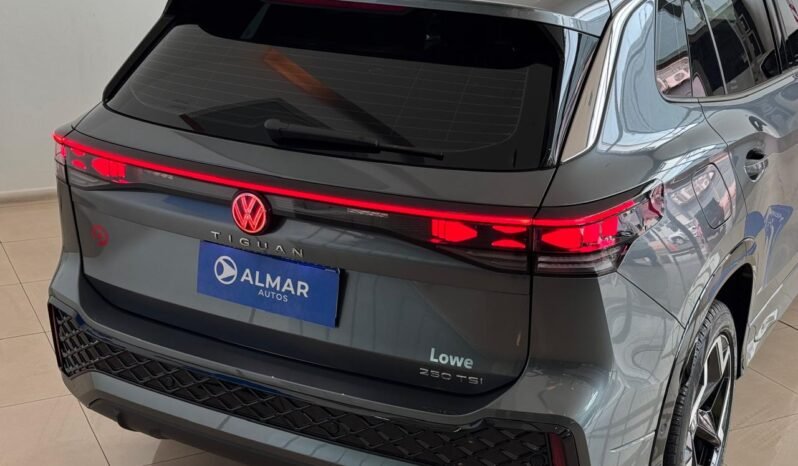 
								VOLKSWAGEN TIGUAN R-LINE 250TSI DSG 2025 CON 3.300KM full									