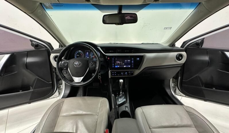 
								TOYOTA COROLLA 1.8 XEI PACK CVT 2020 CON 85.000KM lleno									