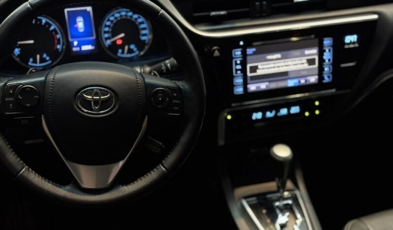 
								TOYOTA COROLLA 1.8 SEG CVT 2017 CON 73.000KM lleno									