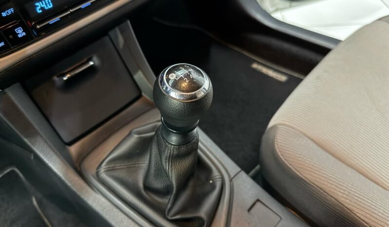 
								TOYOTA COROLLA XEI 2018 CON 88.000KM lleno									