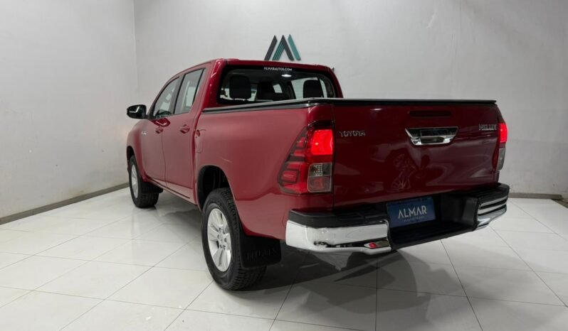 
								TOYOTA HILUX DC SR 4X2 MT6 L20 2019 143000KM lleno									