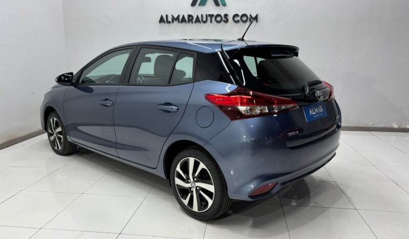 
								TOYOTA YARIS YARIS XLS + CVT 5P 2025 0KM AZUL lleno									