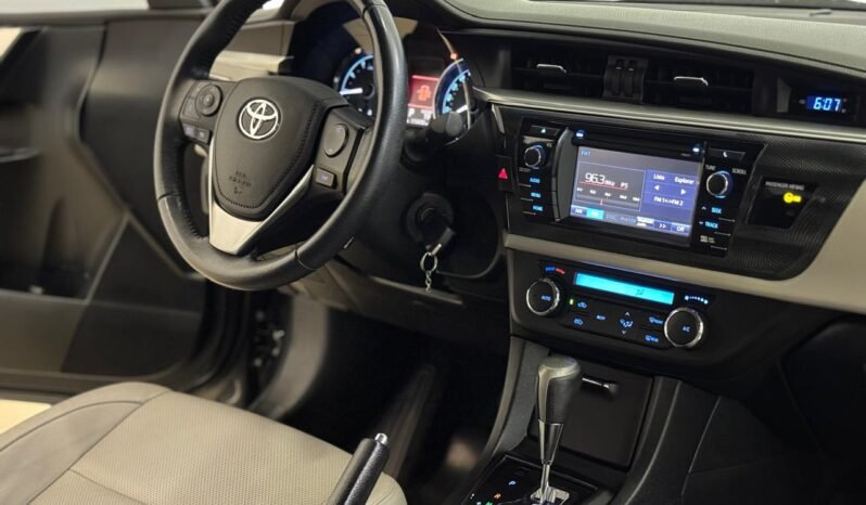 
								TOYOTA COROLLA 1.8 XEI PACK CVT 2017 CON 119.000KM lleno									