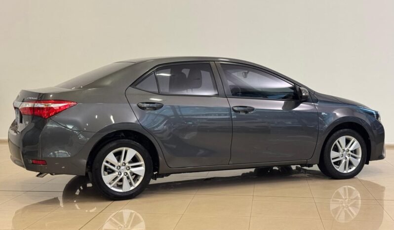 
								TOYOTA COROLLA 1.8 XEI PACK CVT 2017 CON 119.000KM lleno									