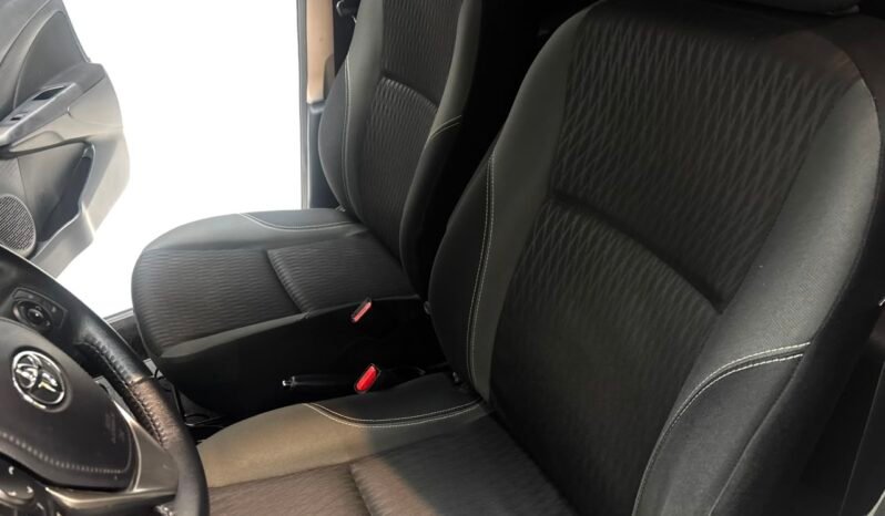 
								TOYOTA ETIOS 1.5 XLS 4P AT 2019 CON 133.000KM lleno									