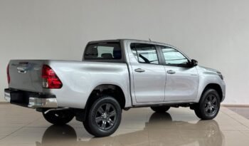 
									TOYOTA HILUX DC 2.4 TDI SR 4X2 AT6 2026 – 0KM lleno								