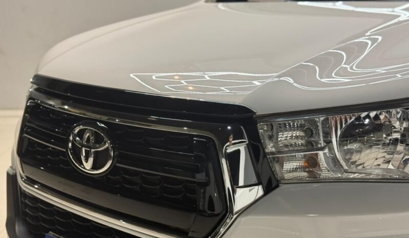 
								TOYOTA HILUX DC 2.8 TDI SRV 4X2 AT6 2020 CON 110.000KM lleno									