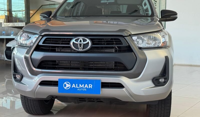 
								TOYOTA HILUX DC 2.4 TDI SR 4X2 MT6 2023 CON 101.000KM lleno									