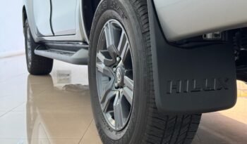
									TOYOTA HILUX DC 2.4 TDI SR 4X2 MT6 2023 CON 101.000KM lleno								