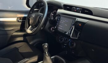 
									TOYOTA HILUX DC 2.4 TDI SR 4X2 MT6 2023 CON 101.000KM lleno								