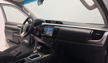 
									TOYOTA HILUX DC 2.4 TDI SR 4X2 AT6 2026 – 0KM lleno								