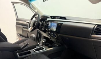 
									TOYOTA HILUX DC 2.4 TDI SR 4X2 AT6 2026 – 0KM lleno								