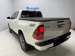 Toyota Hilux SRX 2016