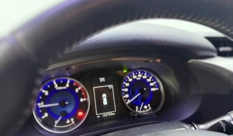 
								TOYOTA HILUX DC 2.8 TDI SRX 4X4 MT6 2016 CON 122.000KM lleno									