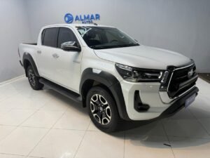 Toyota Hilux SRX 2023