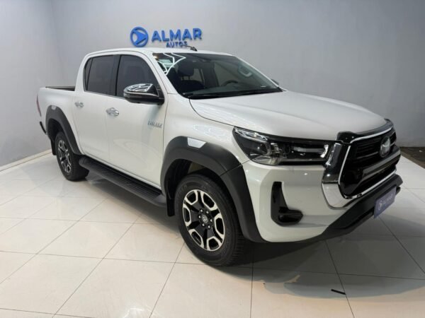 Toyota Hilux SRX 2023