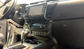 
									TOYOTA HILUX DC 2.8 SRX 4X2 AT6 2023 CON 40.000KM lleno								