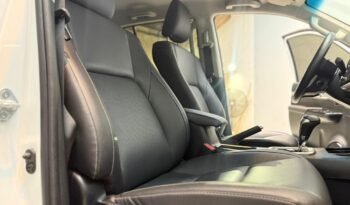 
									TOYOTA HILUX DC 2.8 SRX 4X2 AT6 2023 CON 40.000KM lleno								