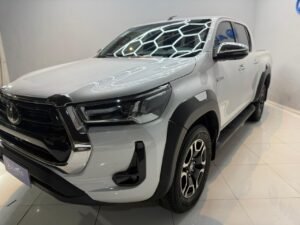 Toyota Hilux SRX 2023