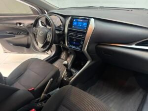toyota yaris xls