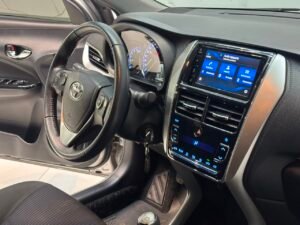 toyota yaris xls