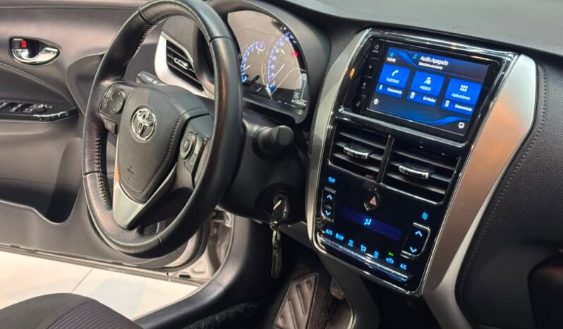 
								TOYOTA YARIS 1.5 XLS 4P MT6 2019 CON 121.000KM lleno									