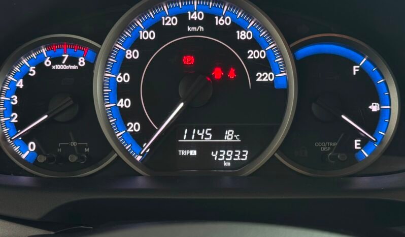 
								TOYOTA YARIS XLS MT 2023 CON 24.000KM lleno									