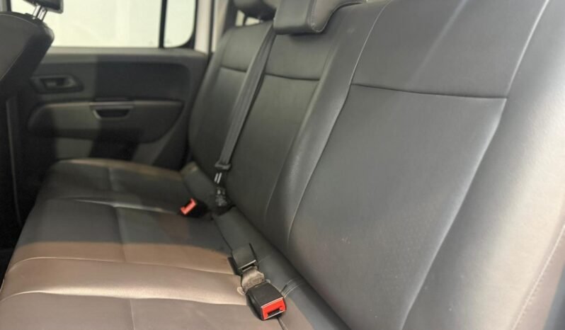 
								VOLKSWAGEN AMAROK DC 2.0 TDI 140CV 4X4 TRENDLINE MT 2018 CON 111.000KM lleno									