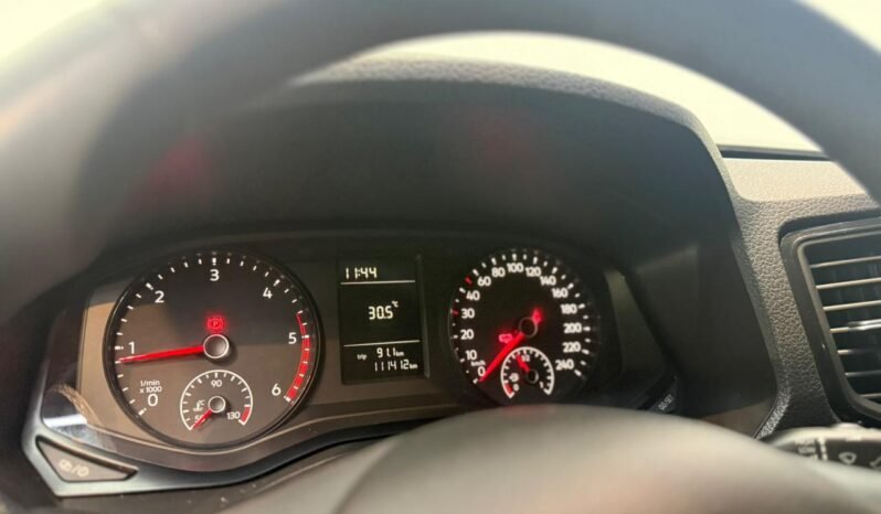 
								VOLKSWAGEN AMAROK DC 2.0 TDI 140CV 4X4 TRENDLINE MT 2018 CON 111.000KM lleno									