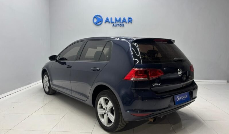 
								VOLKSWAGEN GOLF 1.6 TRENDLINE 2017 CON 134.000KM lleno									