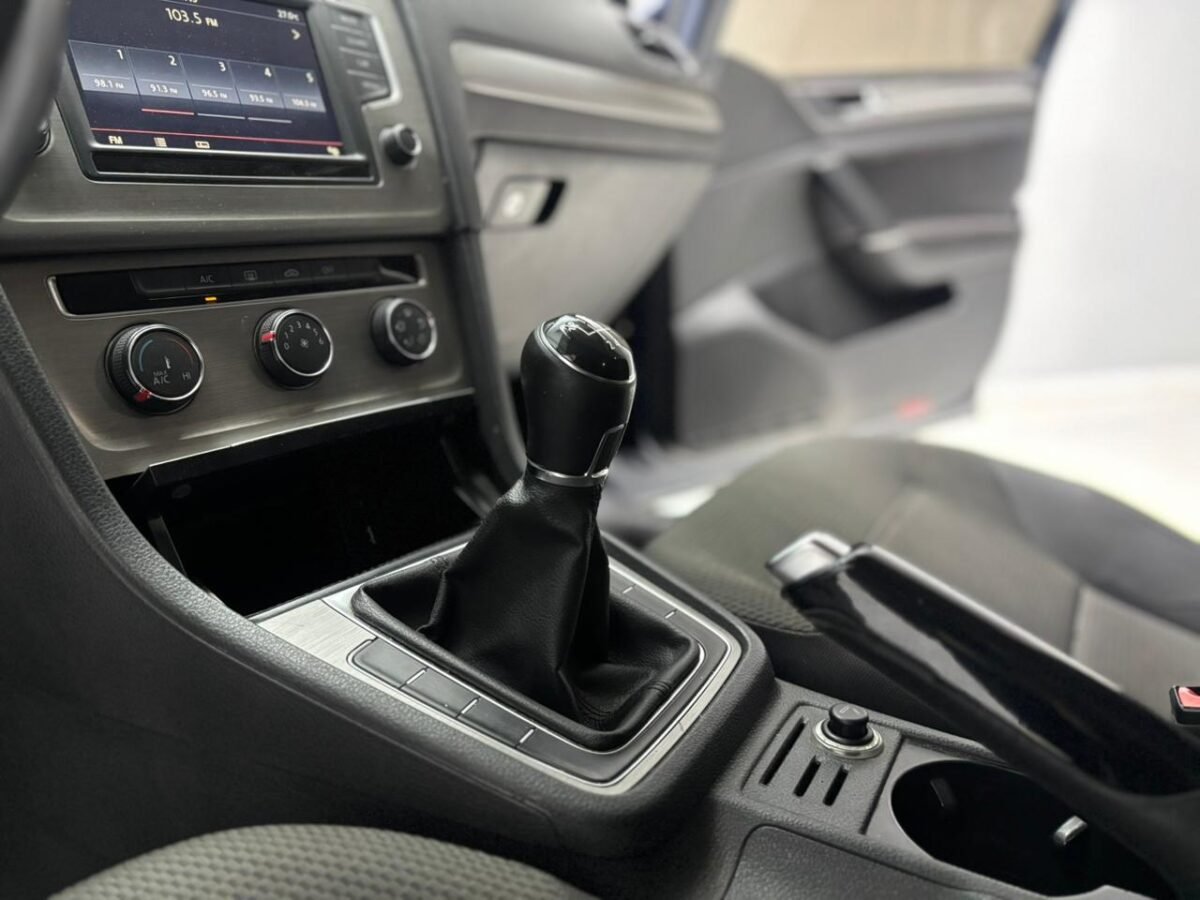 GOLF 1.6 TRENDLINE 5P