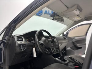 GOLF 1.6 TRENDLINE 5P