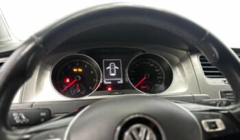 
									VOLKSWAGEN GOLF 1.6 TRENDLINE 2017 CON 134.000KM lleno								