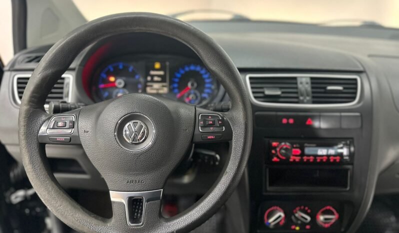 
								VOLKSWAGEN FOX 1.6 3P TRENDLINE 2011 CON 133.000KM lleno									