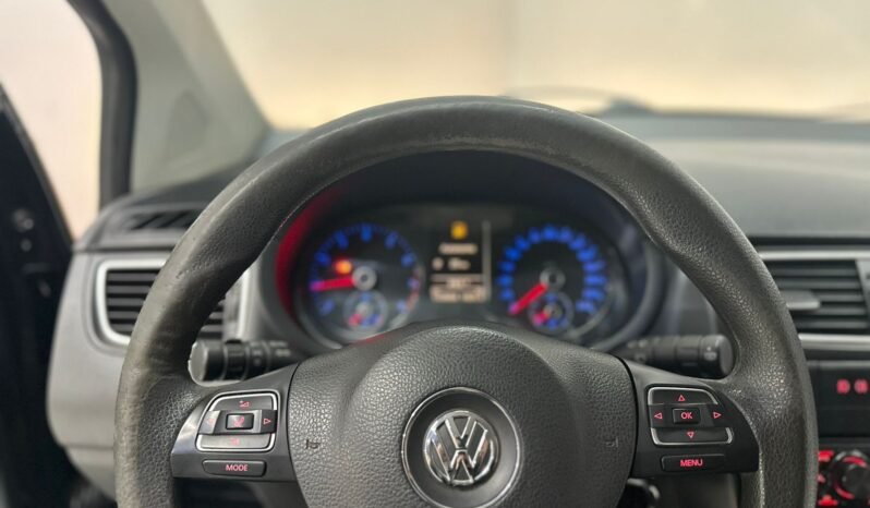
								VOLKSWAGEN FOX 1.6 3P TRENDLINE 2011 CON 133.000KM lleno									