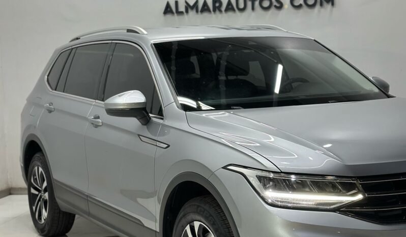 
								VOLKSWAGEN TIGUAN LIFE 350TSI DSG 4X4 2023 CON 55.000KM lleno									