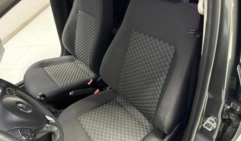 
								VOLKSWAGEN GOL TREND 1.6 PACK III 5P 2015 CON 88.000KM lleno									