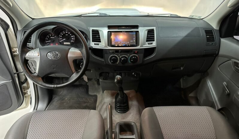 
								TOYOTA HILUX DC 2.5 DX PACK 4X2 MT6 lleno									
