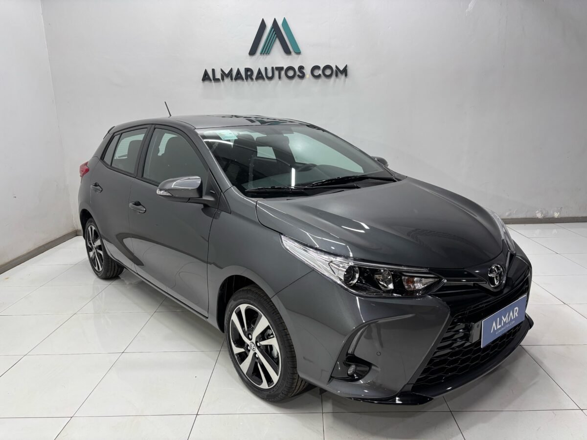 TOYOTA YARIS XLS + CVT