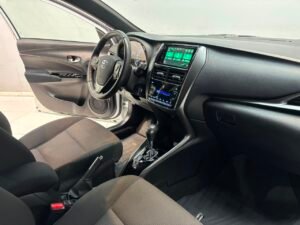 YARIS XLS CVT