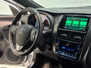 YARIS XLS CVT