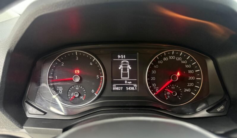 
								VOLKSWAGEN AMAROK 2.0 TDI 180CV COMFORTLINE 4X2 MT CON 89.000KM lleno									