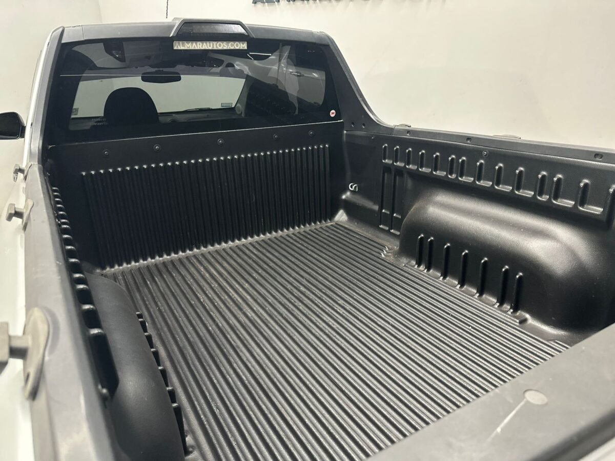 chevrolet montana (16)