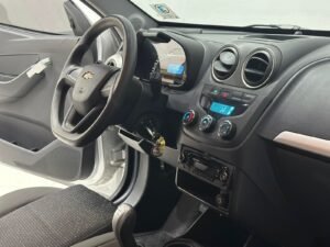 chevrolet montana (4)