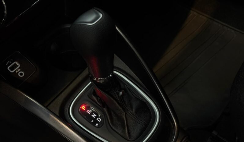 
								CRONOS 1.3 DRIVE PACK CONECTIVIDAD CVT CON 34.000KM lleno									
