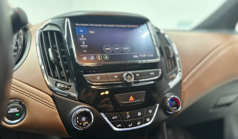 CHEVROLET CRUZE 5P PREMIER II AT 2021 CON 69.0 00KM lleno