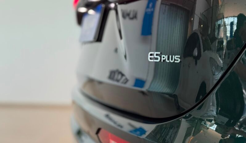
								DFSK E5 PLUS HIBRIDA 7 ASIENTOS 2026 – 0KM lleno									