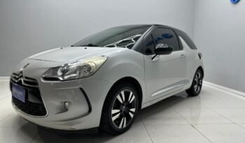 
									DS 3 VTI 120 SO CHIC AM32 CON 94.000KM lleno								
