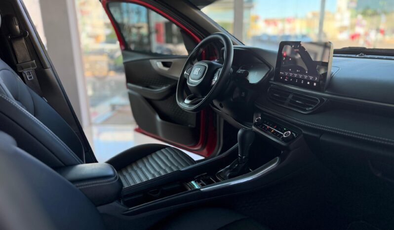 
								FIAT FASTBACK T270 1.3T AT6 CON 8.000KM lleno									