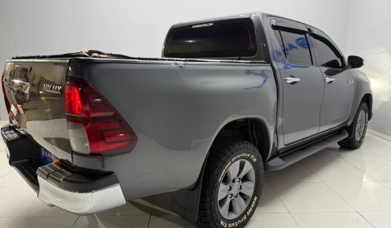 
								TOYOTA HILUX DC 2.4 TDI SR 4X2 CON 97.000KM lleno									